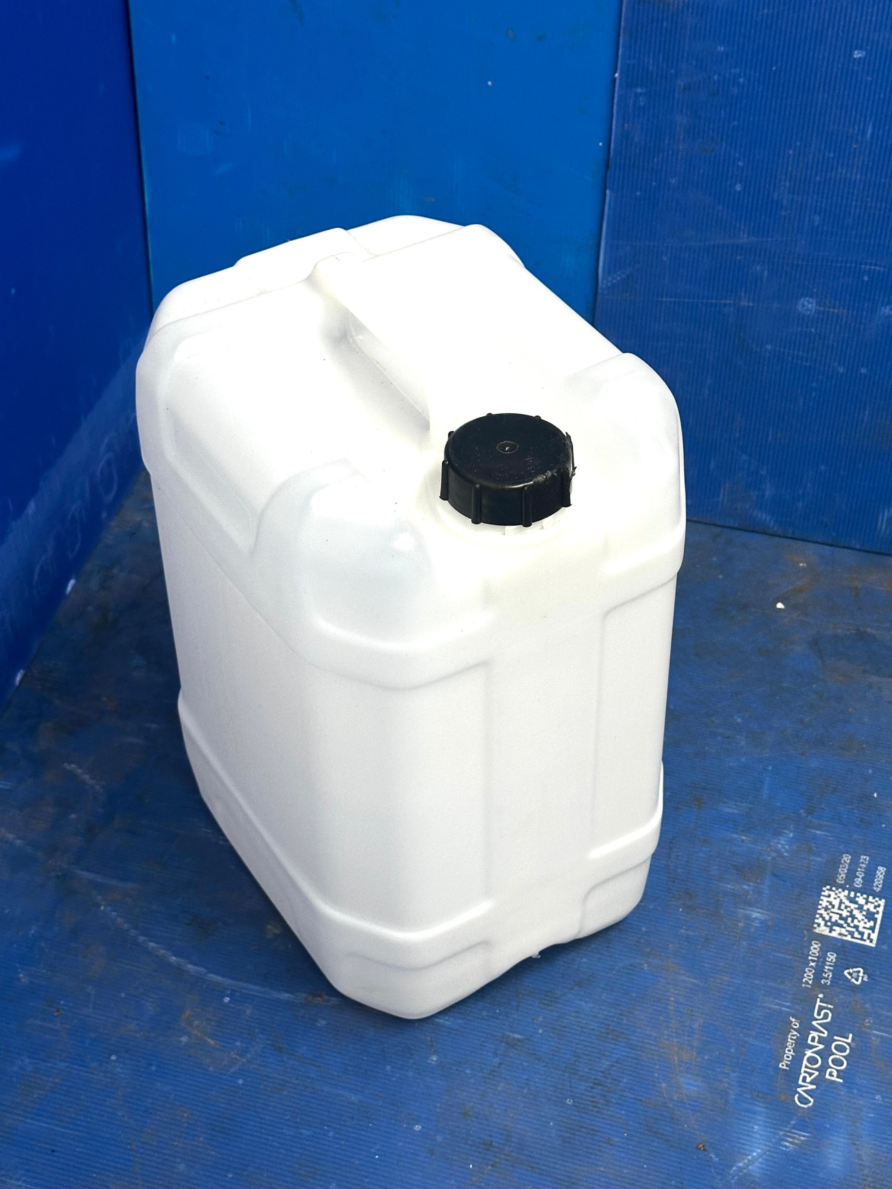 JERRY CAN