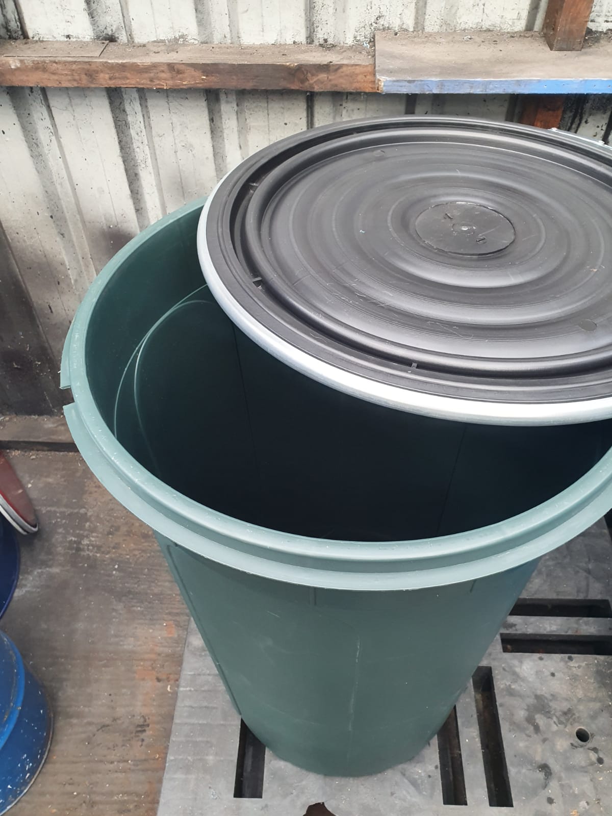 210L Barrel